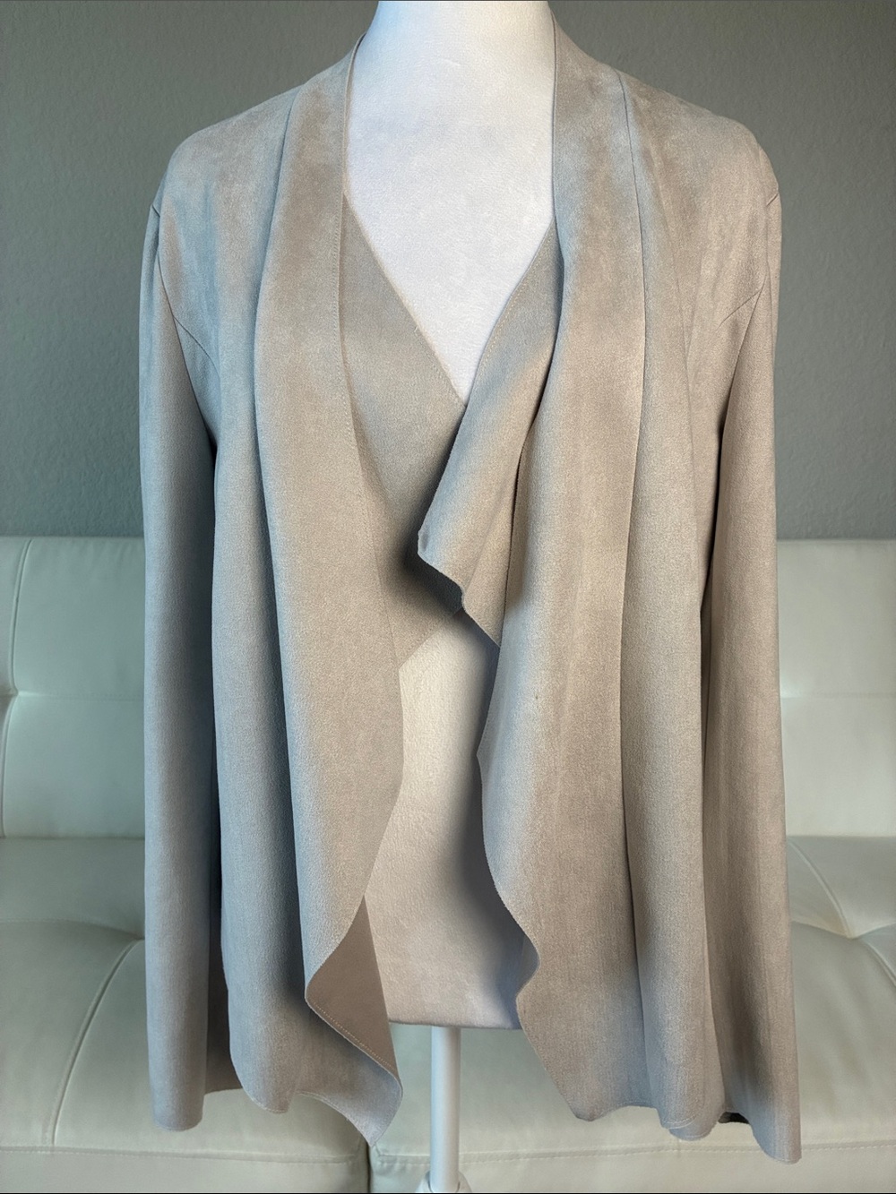 Dolcecabo Suede-Look Waterfall Open Front Jacket in Gray